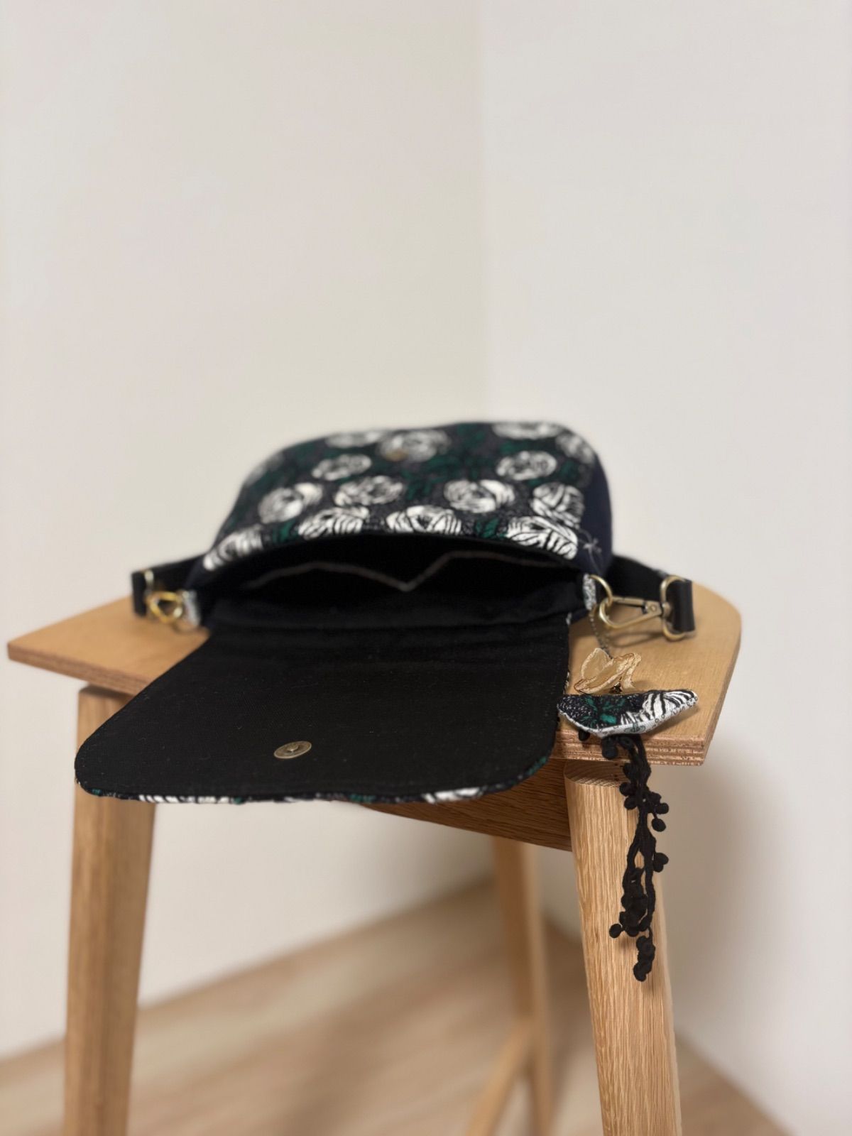 新入荷✳︎ミナペルホネン✳︎ハンドメイド✳︎ミディアムパン　肩ショルダー ミナペルホネン◇ハンドメイド◇ミディアムパンショルダー 【公式通販】