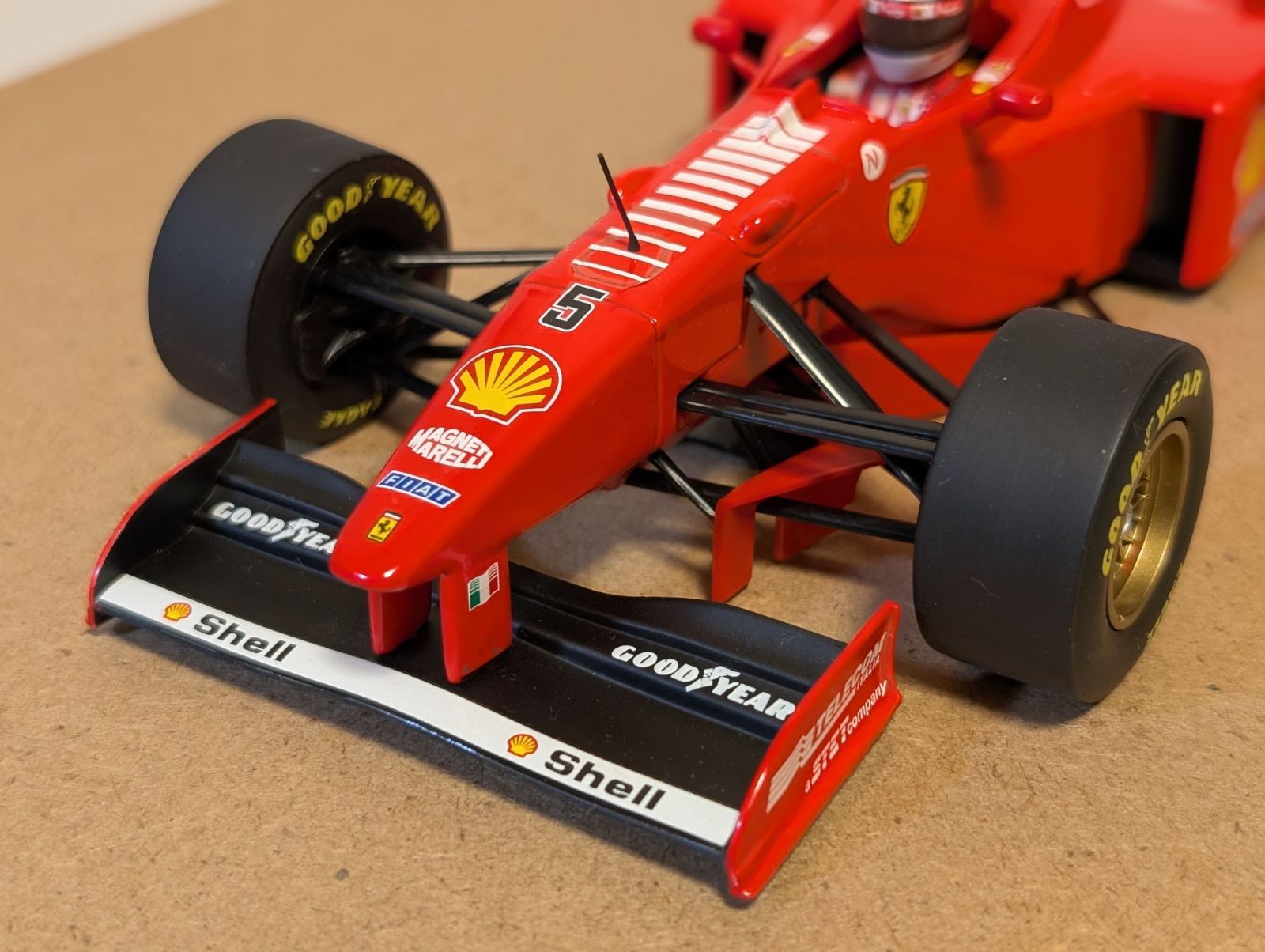 1/18ミニチャンプス フェラーリF310B - メルカリ