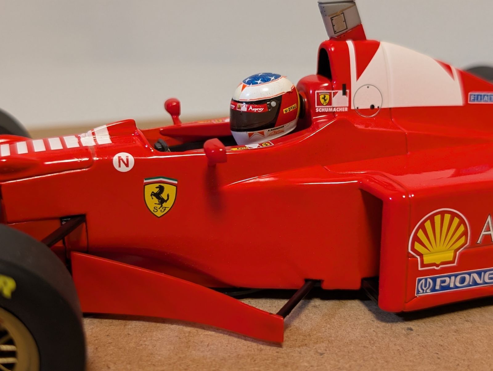 1/18ミニチャンプス フェラーリF310B - メルカリ