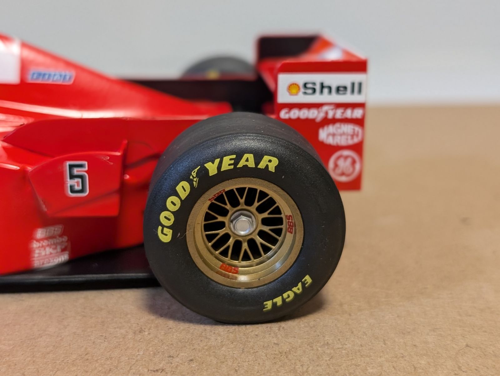 1/18ミニチャンプス フェラーリF310B - メルカリ