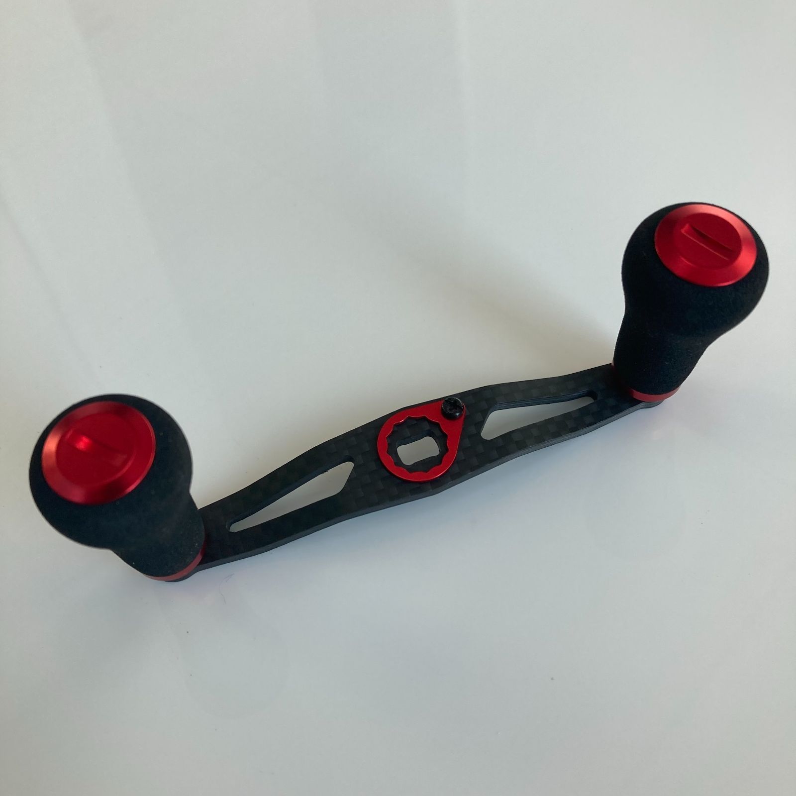 超軽量 ベイトリール用カーボンハンドル レッド EVA素材ハンドルノブ