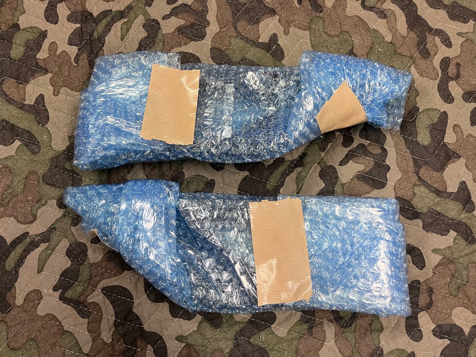 新型デリカD5 後期 フォグベゼル フォグカバー 細目 チッピング塗装 新型デリカD5 後期 フォグベゼル フォグカバー 細目 チッピング塗装
