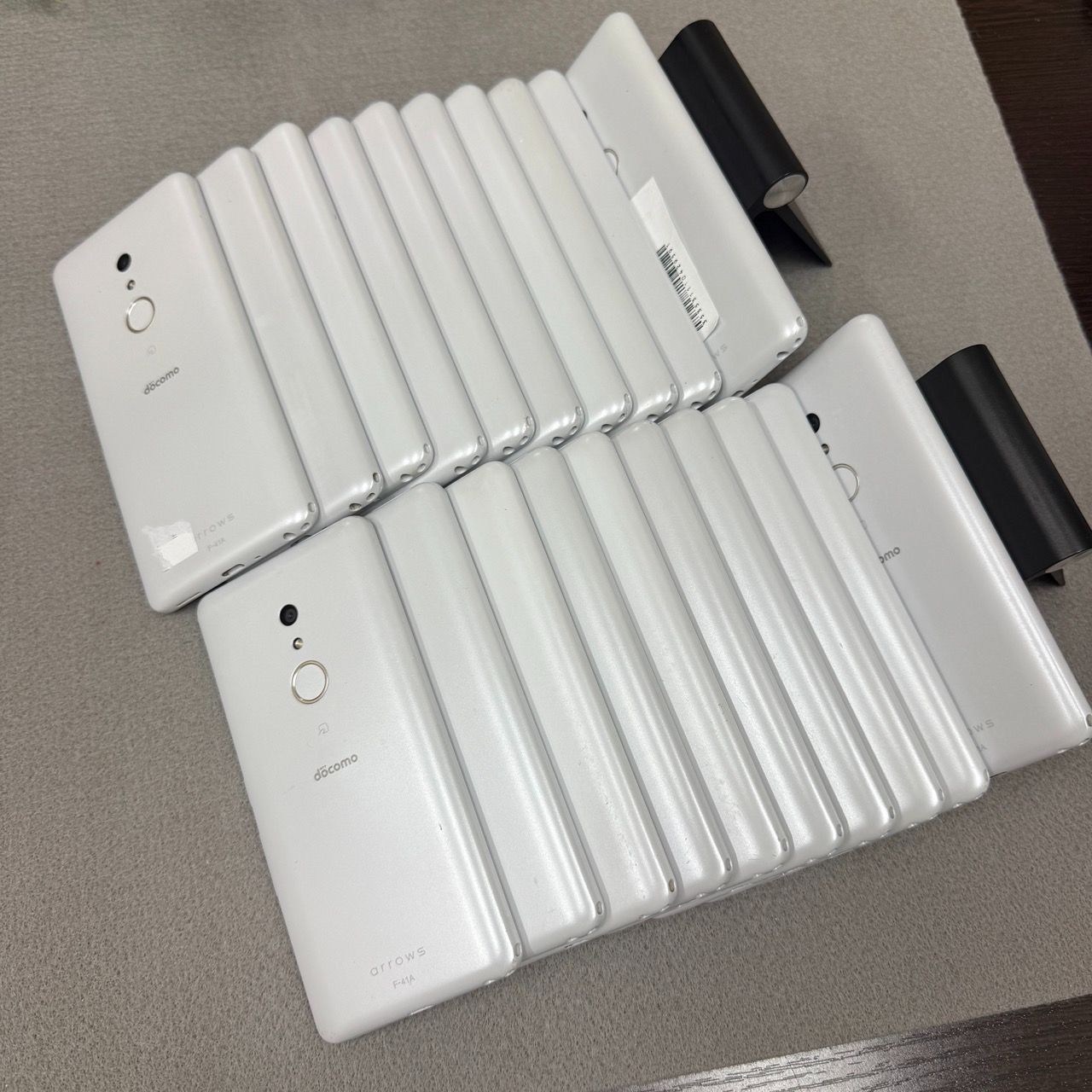 20台セット Arrows Be4 F-41A ドコモ版 利用制限〇 送料無料 - メルカリ