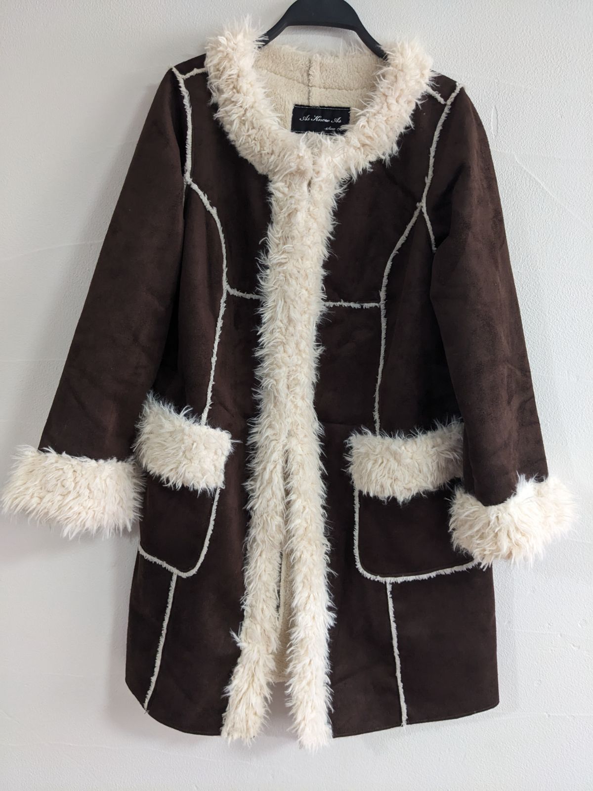 アズノウアズデワン リアルムートンコート 未使用 ② アズノウアズデワン リアルムートンコート 未使用 ② - メルカリ