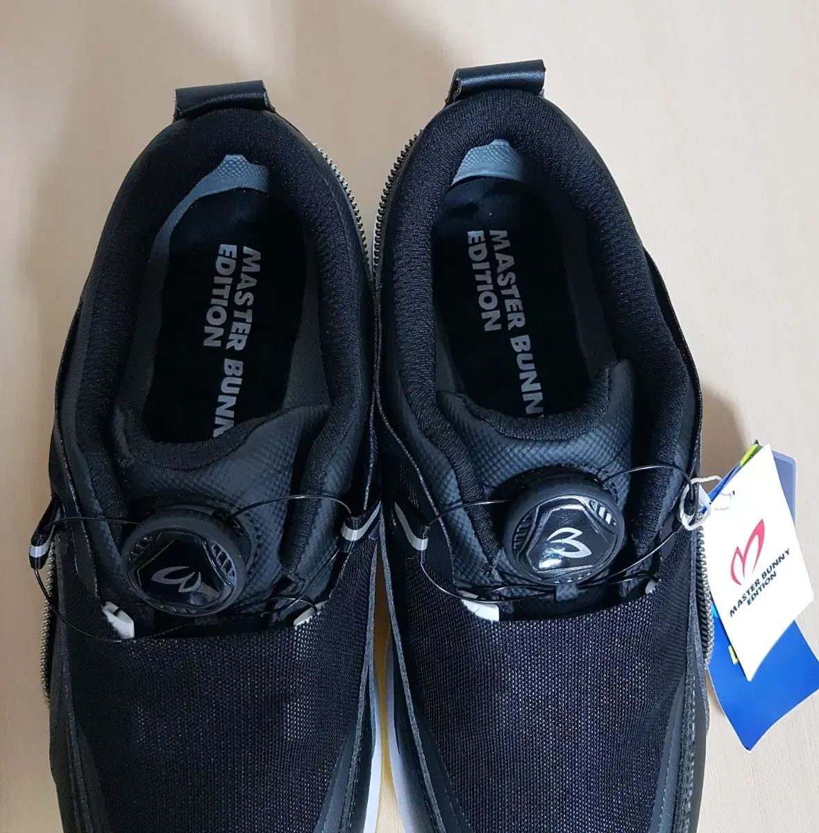 マスターバニーエディション ゴルフシューズ BoA レディース 250 (新品