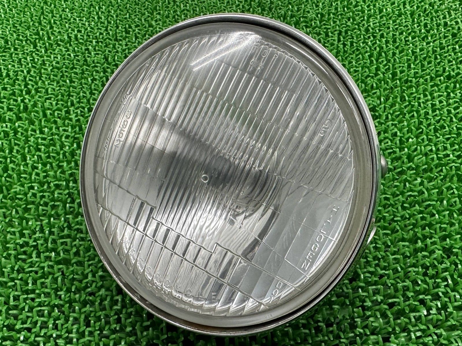 CB223S ヘッドライト 3952 ホンダ 純正 中古 バイク 部品 MC40 ヘッドライトケース カバー バルブ付 コンディション良好 Ff CB223S ヘッドライト 3952 ホンダ 純正 中古 バイク 部品 MC40 ヘッド