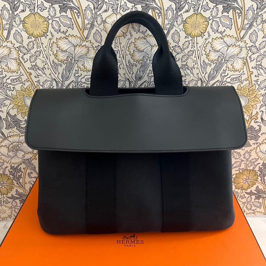 美品　エルメス HERMES ヴァルパライソPM ハンドバッグ ブラック HERMES（エルメス） ヴァルパライソPM バルパライソPM ハンドバッグ