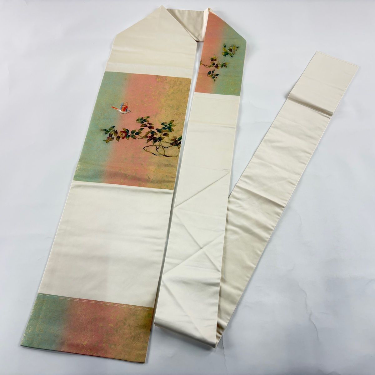 名古屋帯 優品 鳥 椿 刺繍 箔 ピンク 正絹 【中古】 - メルカリ