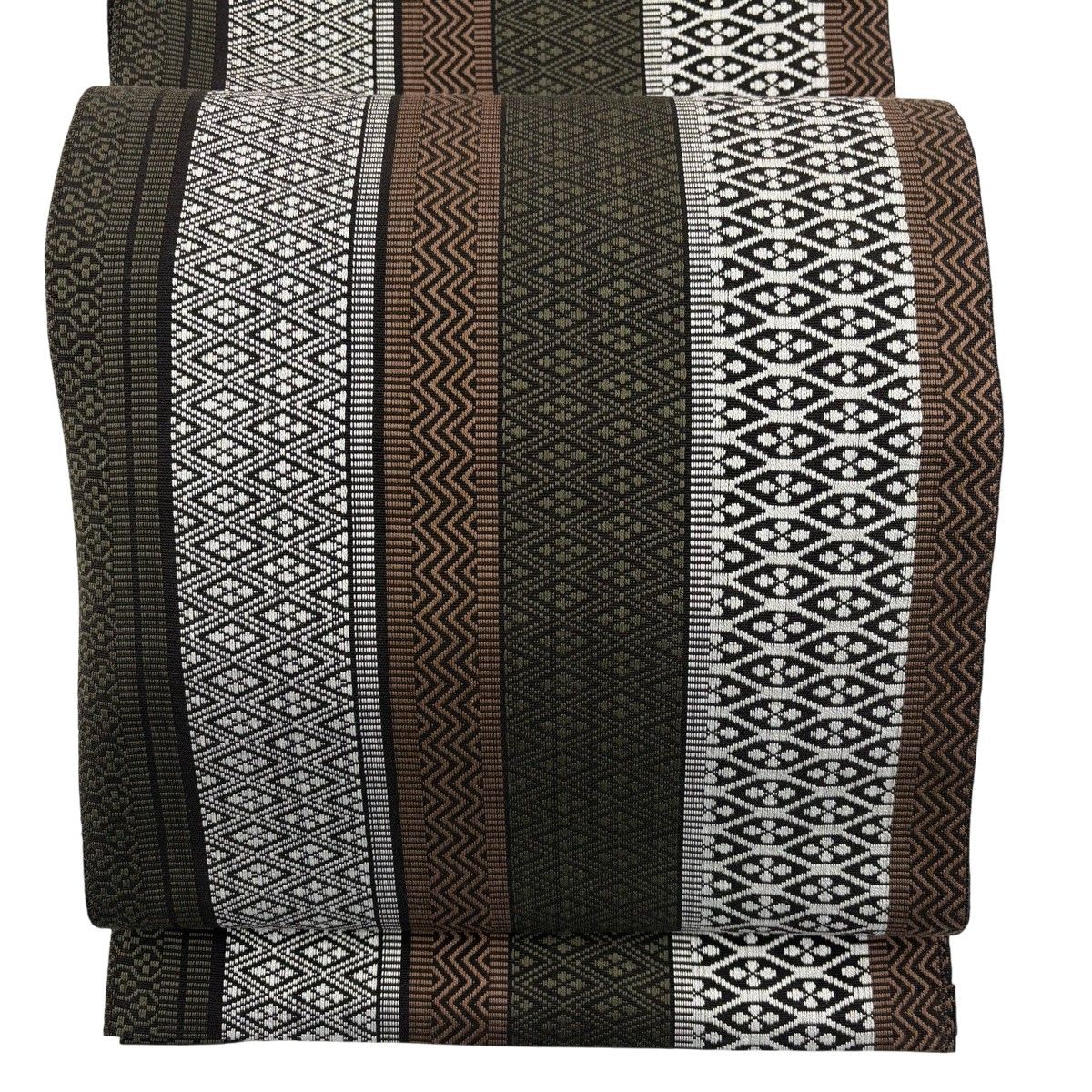 美品】 名古屋帯 名品 八寸名古屋帯 菱 幾何学模様 茶緑色 正絹 【中古