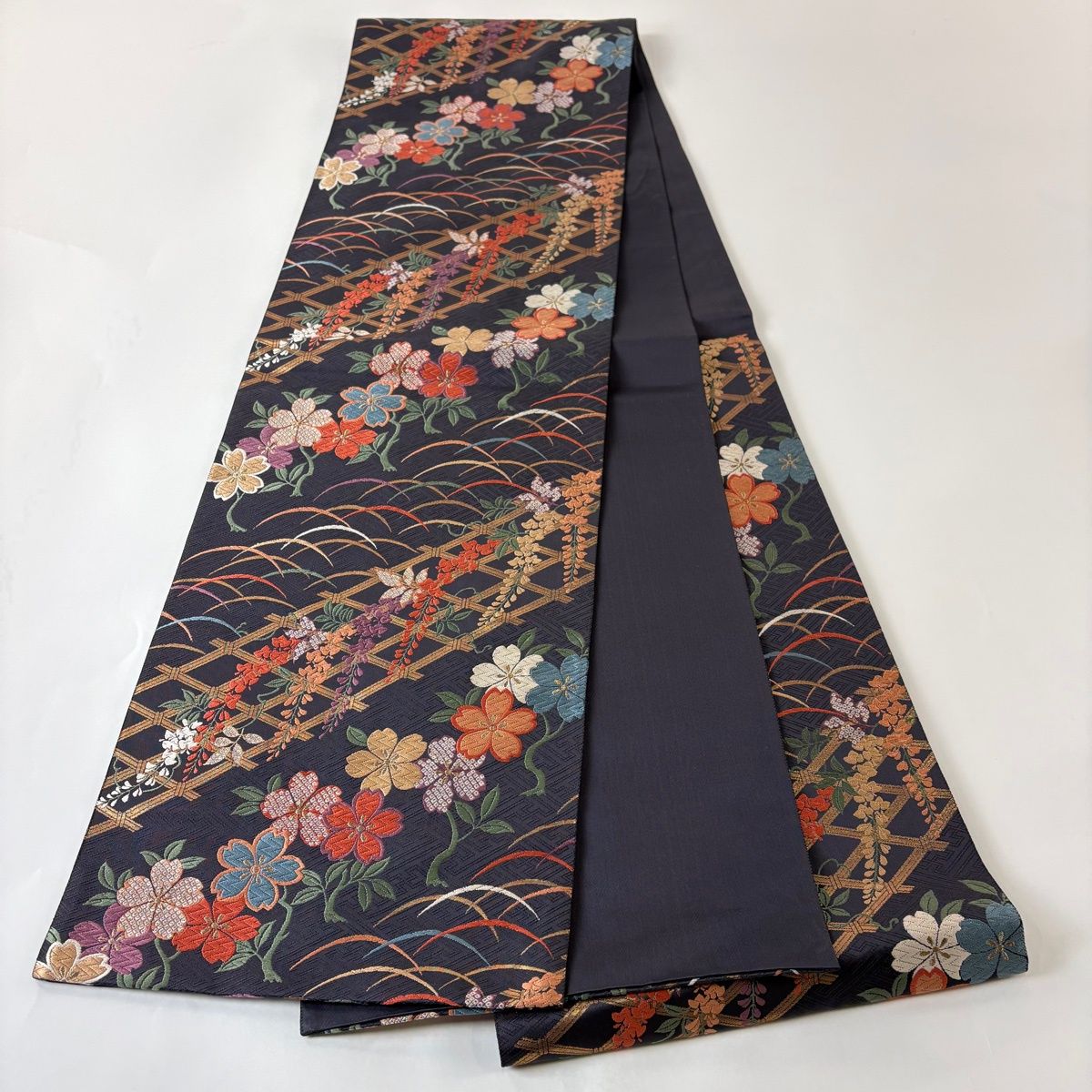 【美品】 袋帯 秀品 六通 正絹 【中古】 美品】 袋帯 秀品 六通 正絹 【中古】の通販 by バイセル ラクマ店｜ラクマ