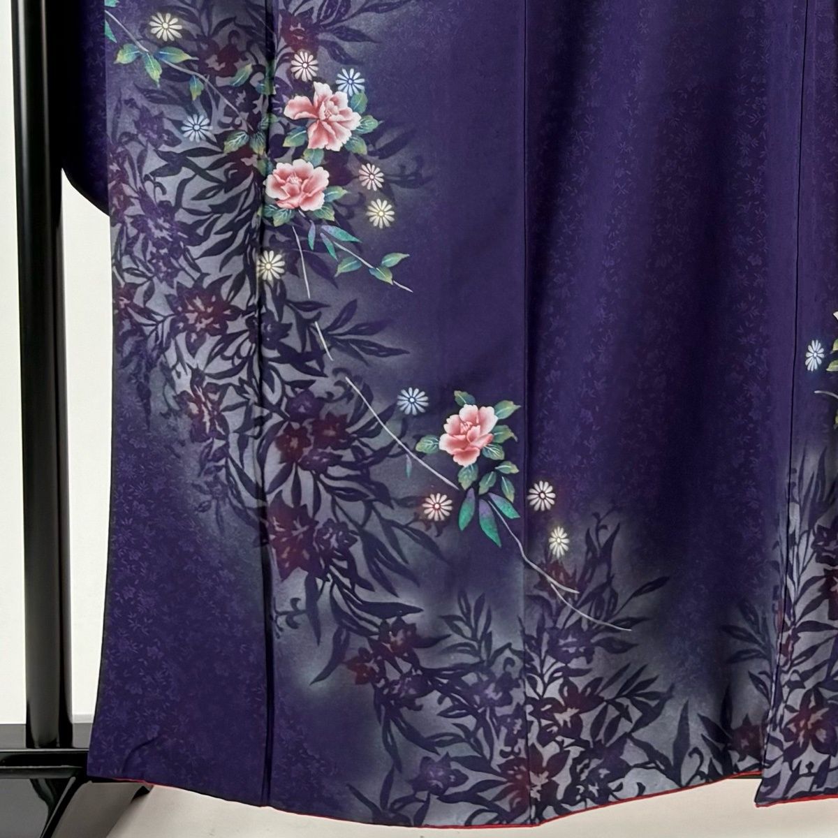 振袖 身丈162cm 裄丈68cm L 袷 草花 シルエット 銀彩 ぼかし 濃紫 正絹