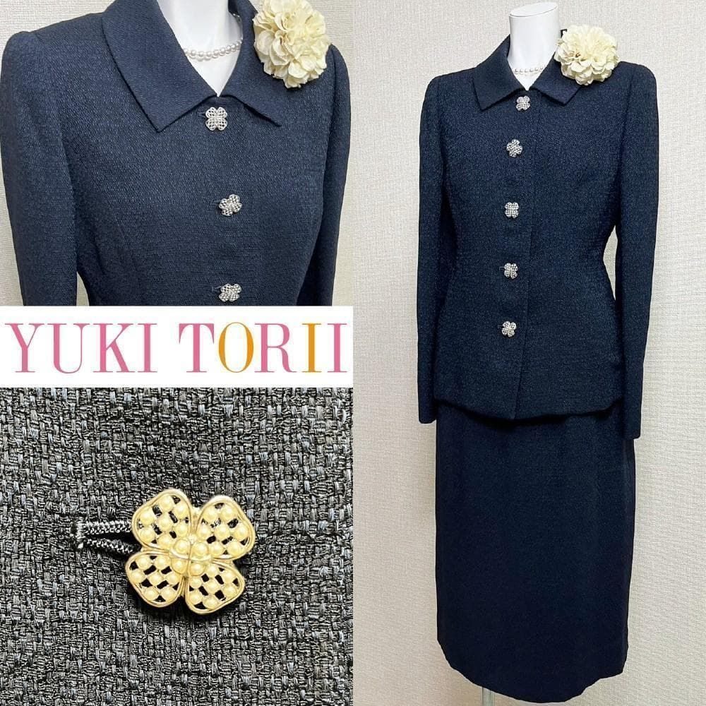 新品✴︎ユキトリイ　スーツ　高級フォーマル　9号　セットアップ　濃紺ネイビー ♡ 美品！ YUKI TORII セットアップ フォーマル 9号 ネイビー - メルカリ