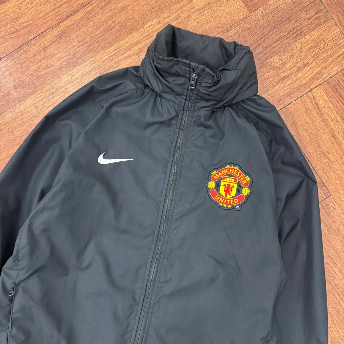M NIKE マンチェスターユナイテッド STORM-FIT ウィンドブレーカー