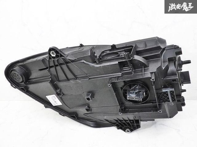 良品！！】Porsche ポルシェ マカン 現行 W463A 2019-2022 右 右側