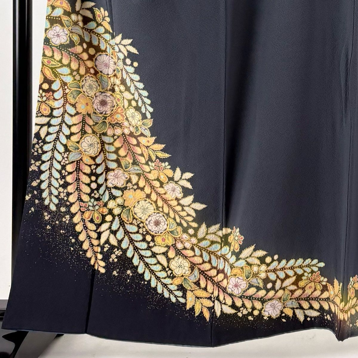 付下げ 身丈161.5cm 裄丈66cm M 袷 翠山工房 やまと 落款 辻が花 金彩