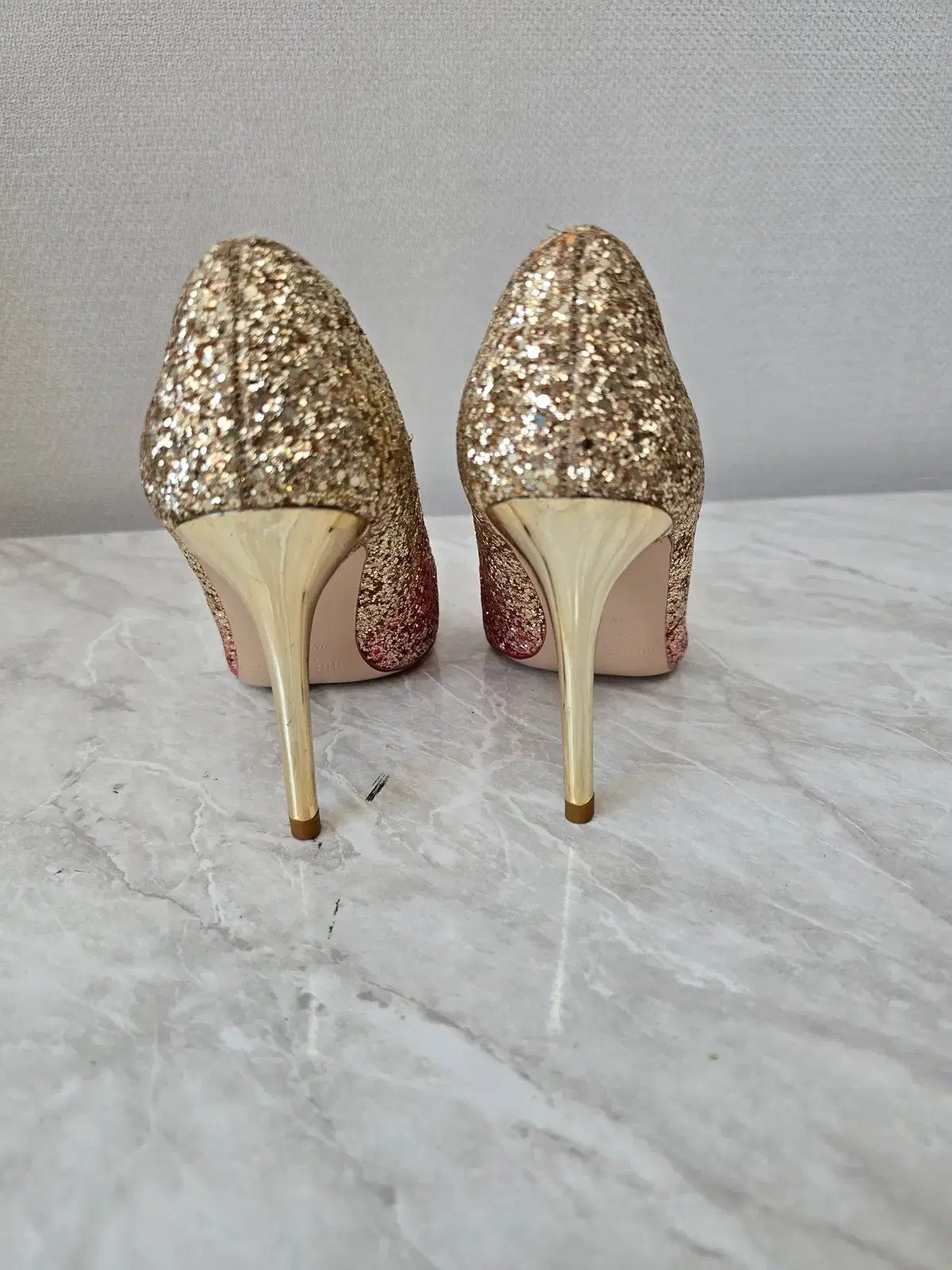 ジミーチュウ ローズゴールド グリッター パンプス ブライダルシューズ