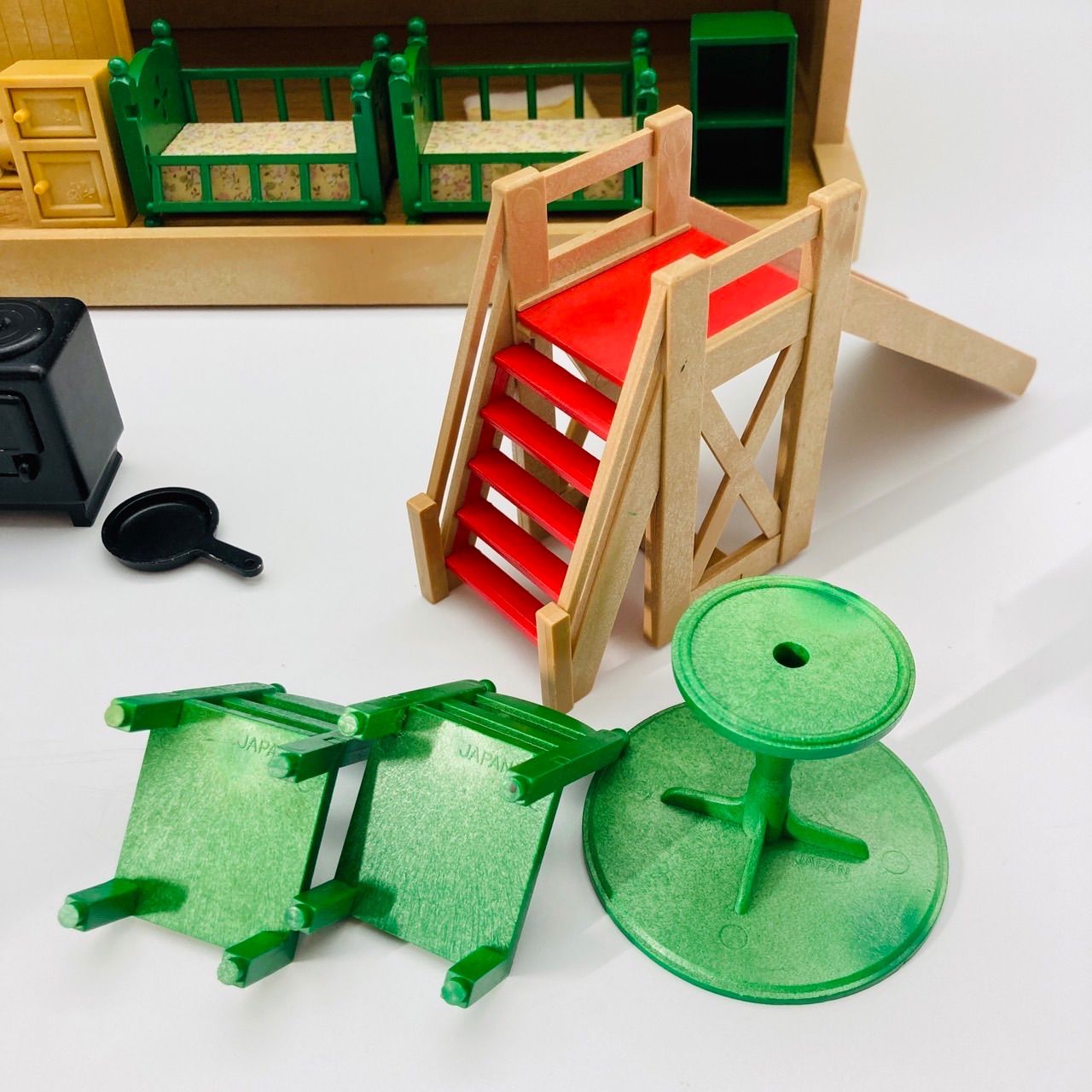 中古 シルバニアファミリー 赤い屋根のお家 初代 初期 三角屋根 レトロ