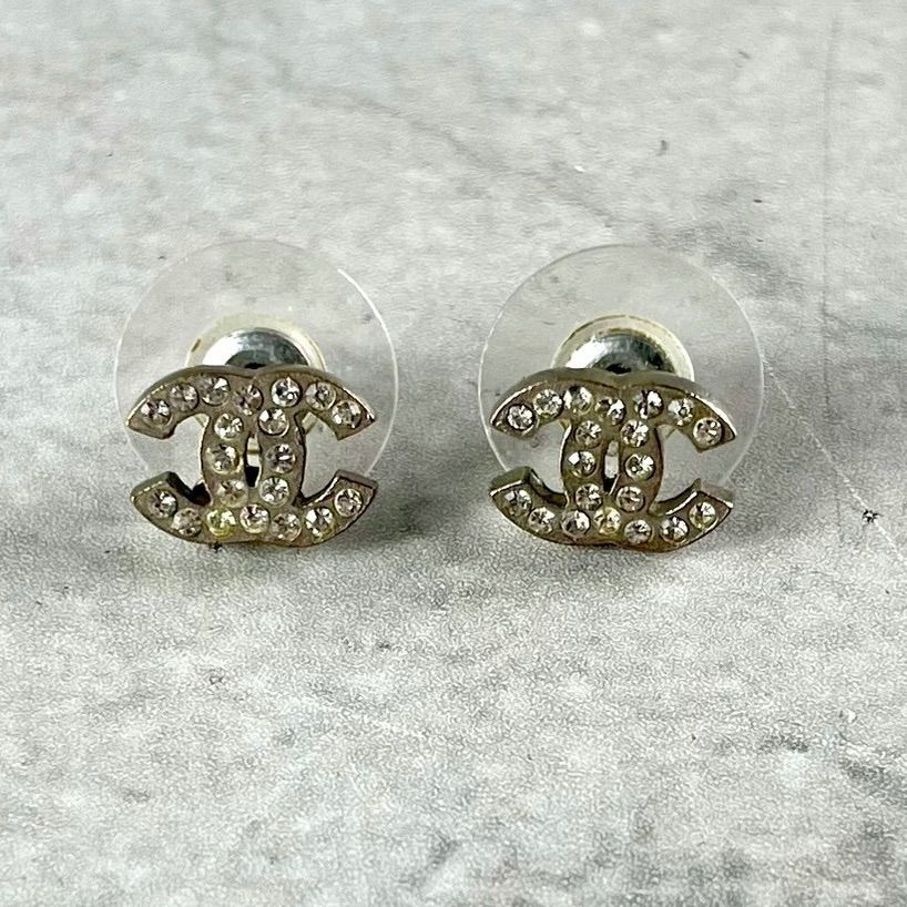 CHANEL シャネル ピアス ココマーク CC ラインストーン シルバー 両耳