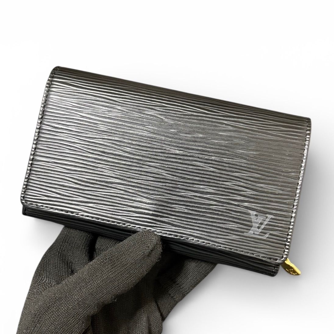 ぴろた様ルイヴィトン ポルトモネ ビエ トレゾール 折り財布 モノグラム v85 ポルト モネ ビエ トレゾール ポルトフォイユ トレゾール