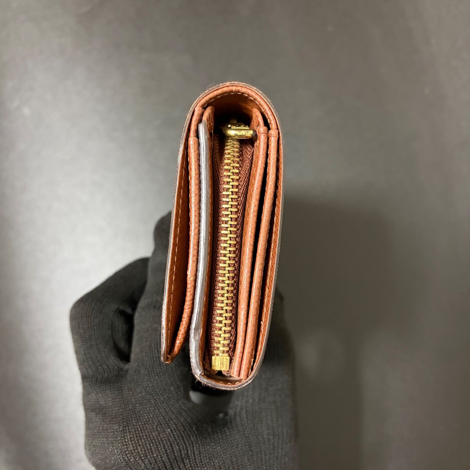 v84 ポルト モネ ビエ トレゾール ポルトフォイユ トレゾール