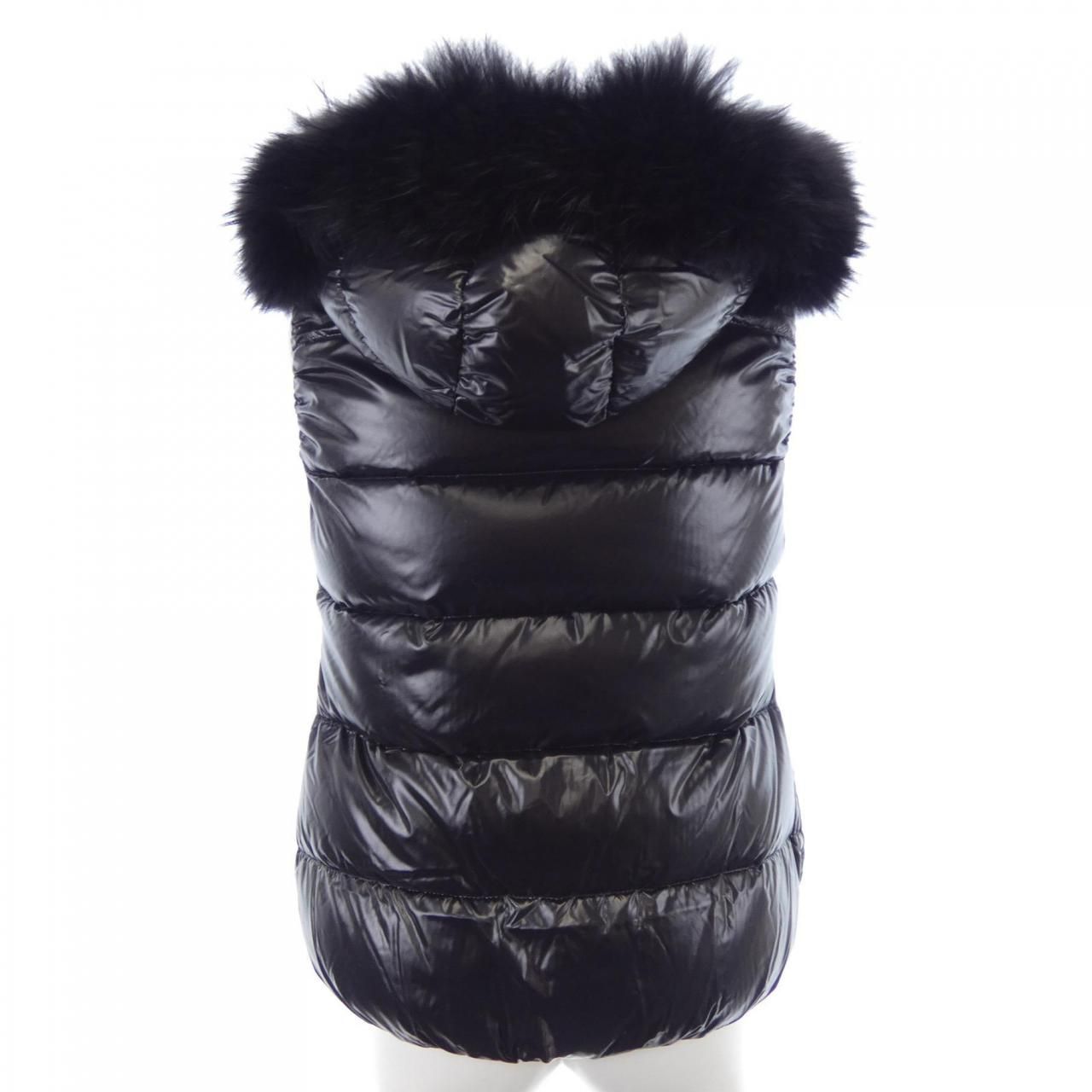 デュベティカ DUVETICA GOCCIA ダウンベスト - メルカリ