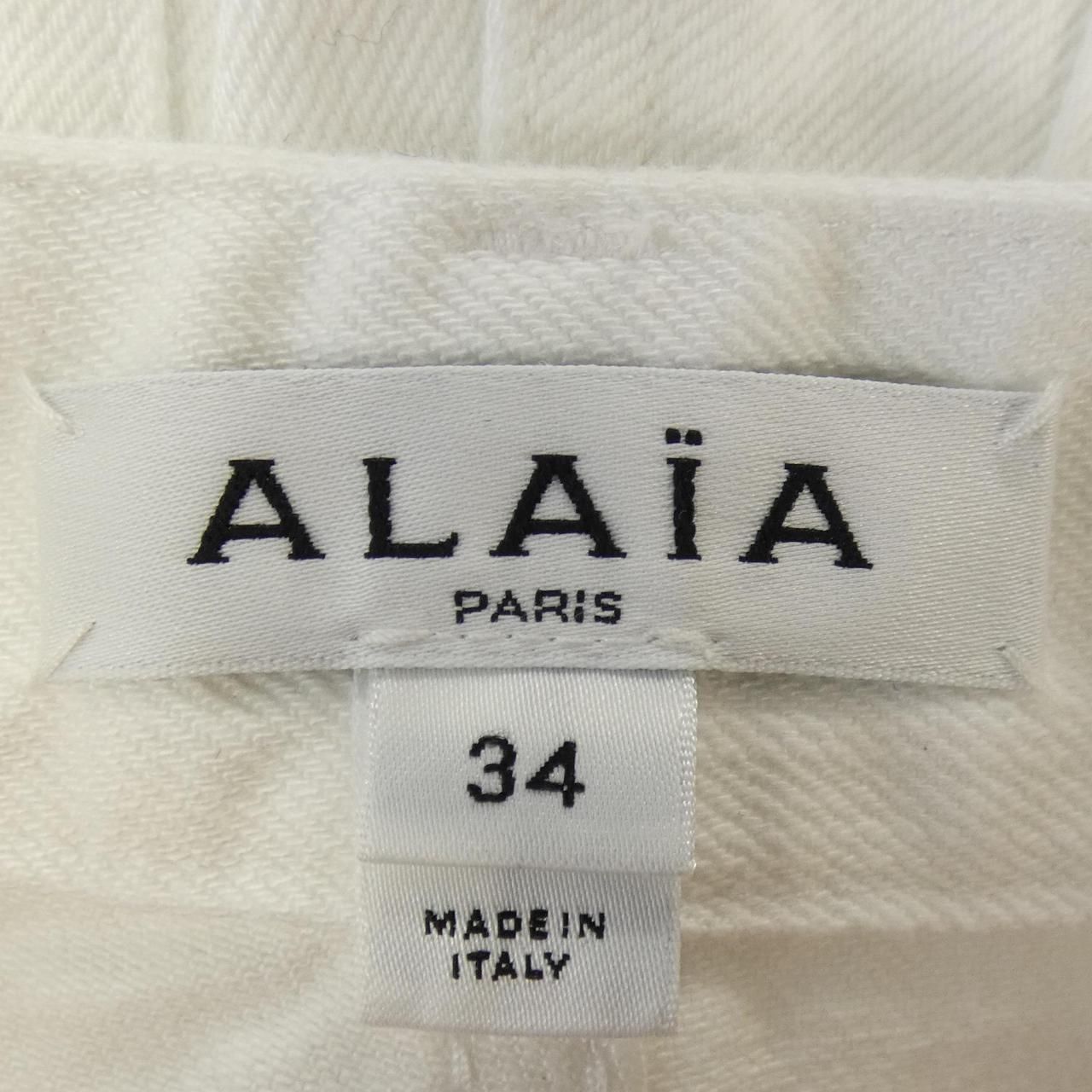 アライア ALAIA AA9P1199D002B ジーンズ - メルカリ 