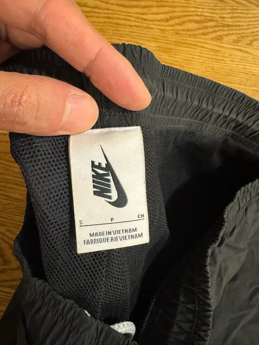 NIKE M NRG トラックパンツ ブラック CD6544-010 - メルカリ