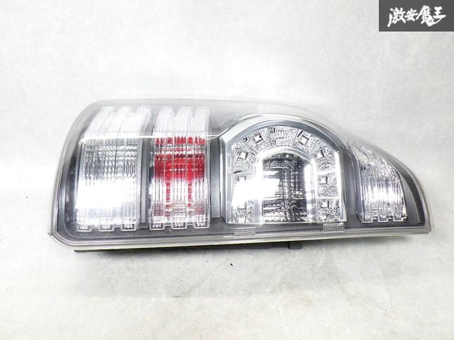 ☆70 ヴォクシー 後期 純正 テールライト 左 点灯OK 美品 70ヴォクシー 