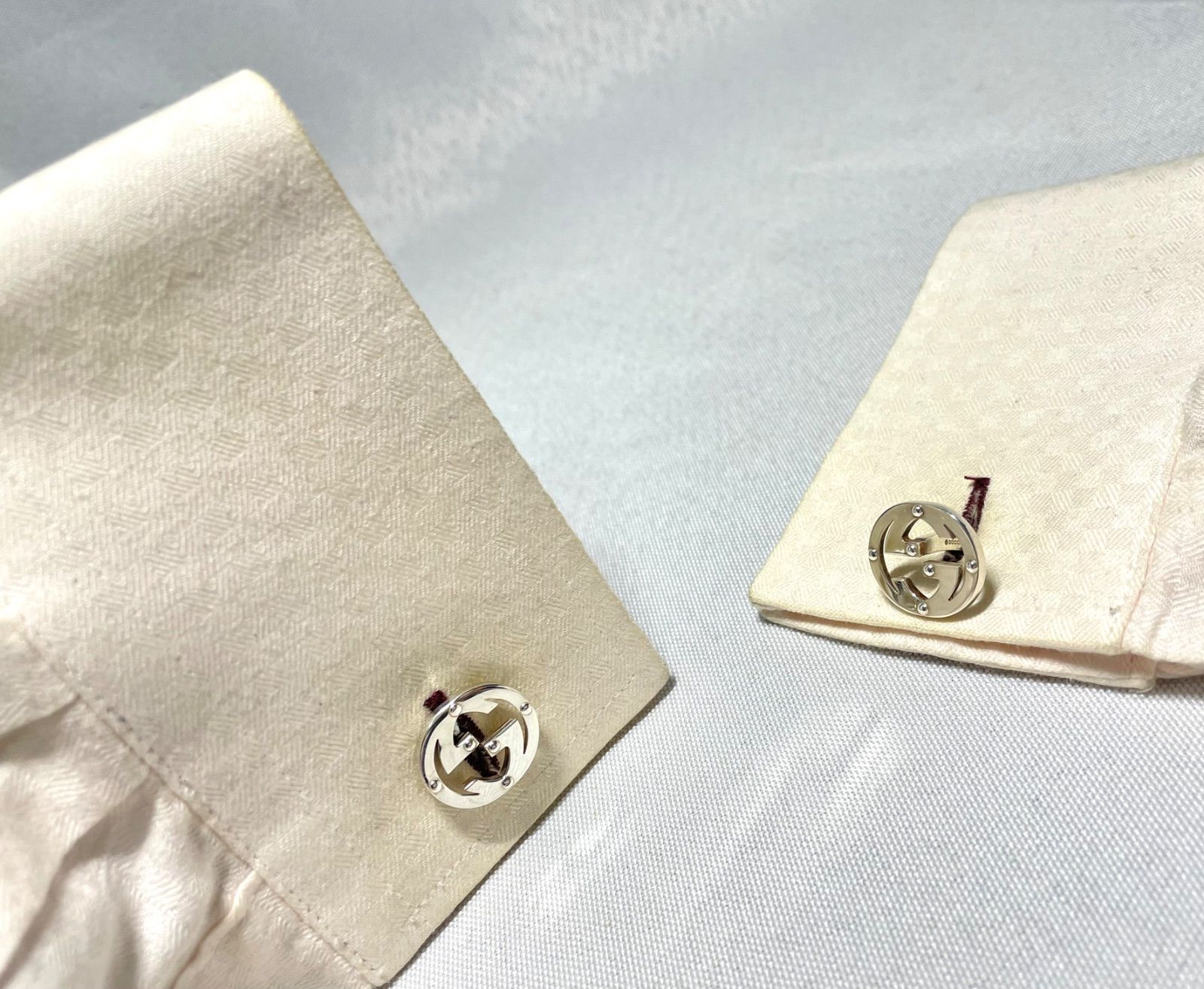 美品 希少 GUCCI グッチ インターロッキングG GG スタッズデザインロゴ