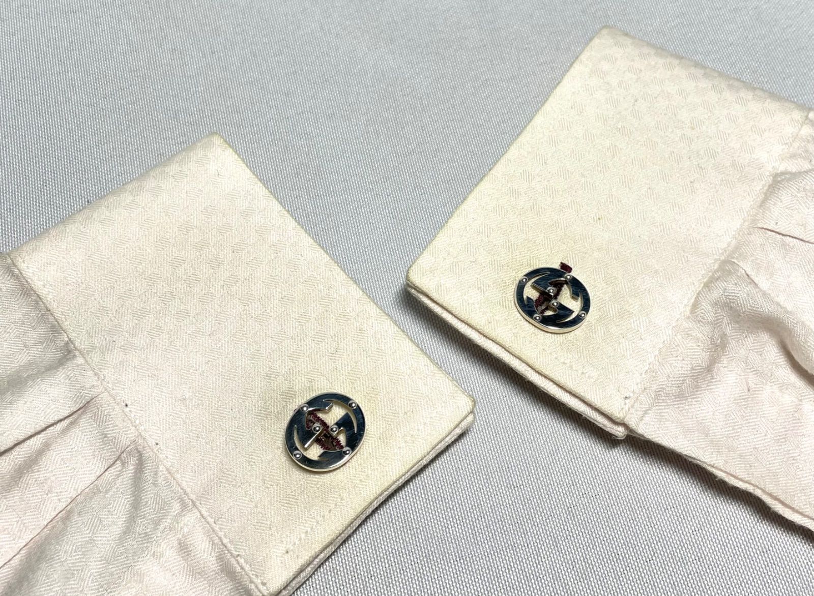 美品 グッチ インターロッキングG GG スタッズデザインロゴ SV925カフス 美品 希少 GUCCI グッチ インターロッキングG GG スタッズデザインロゴ