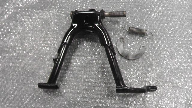 新作入荷，定番 カブ50　C50-9715xxx　の　センタースタンド:#1768541712 その他