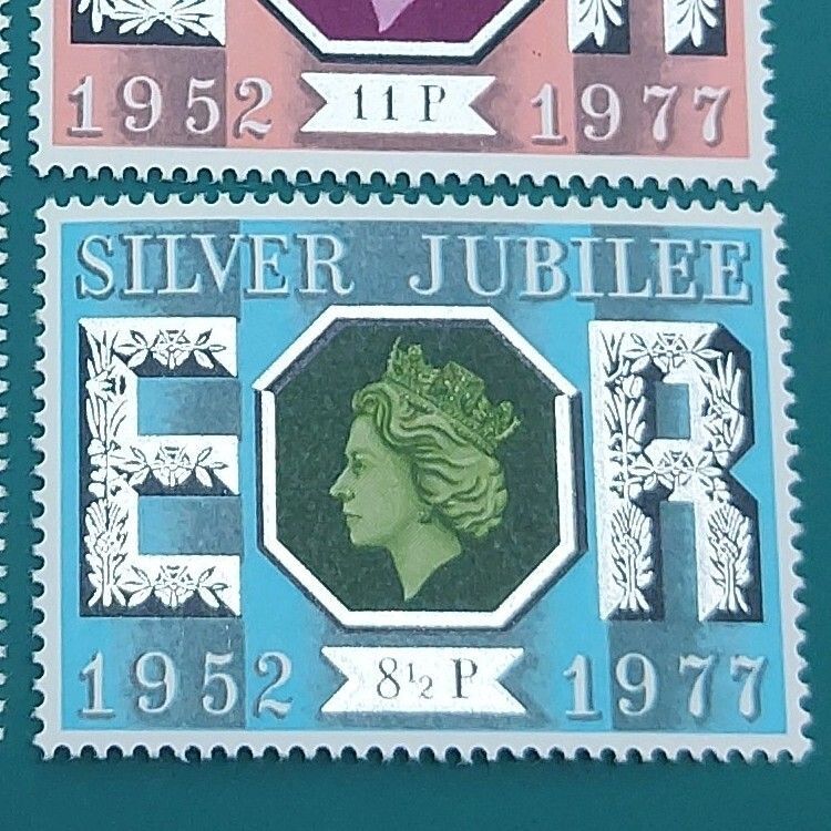 未使用 エリザベス2世女王 即位25周年 シルバージュビリー記念切手