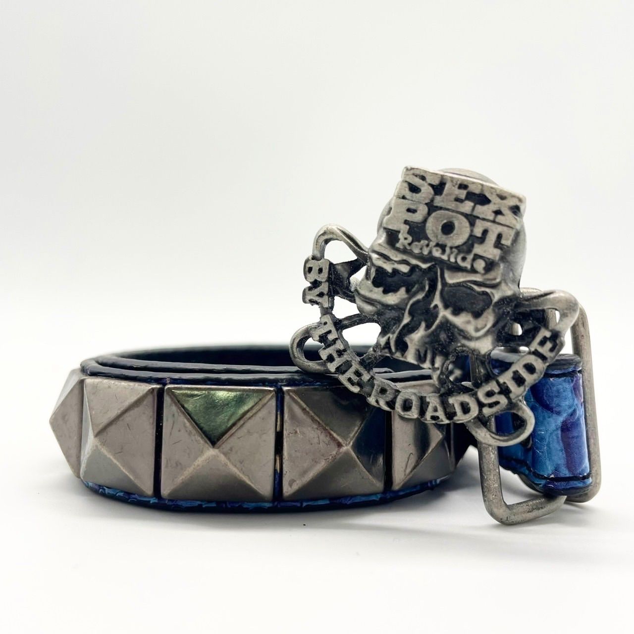 SEX POT ReVeNGe スカル ピラミッド スタッズ 首輪 リストバンド