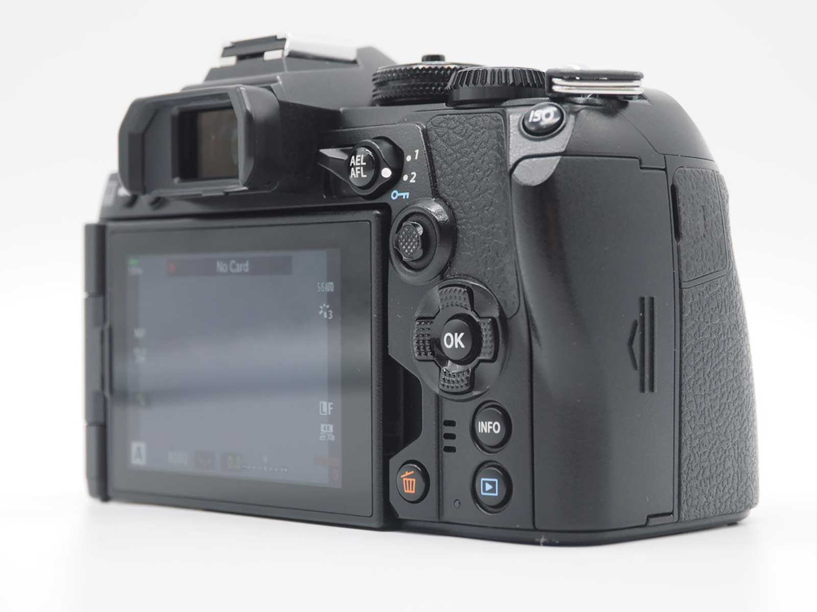 オリンパス Olympus OM-D E-M1 III 20.4MP Digital Body Only 68013