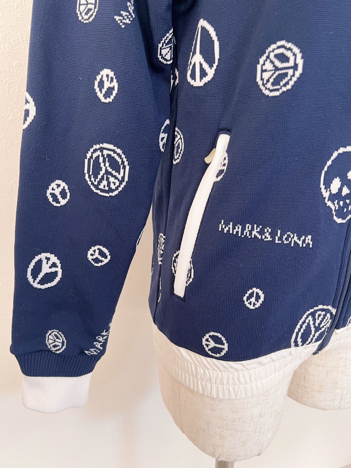 MARK&LONA マークアンドロナ ジップパーカー M フード付き - メルカリ