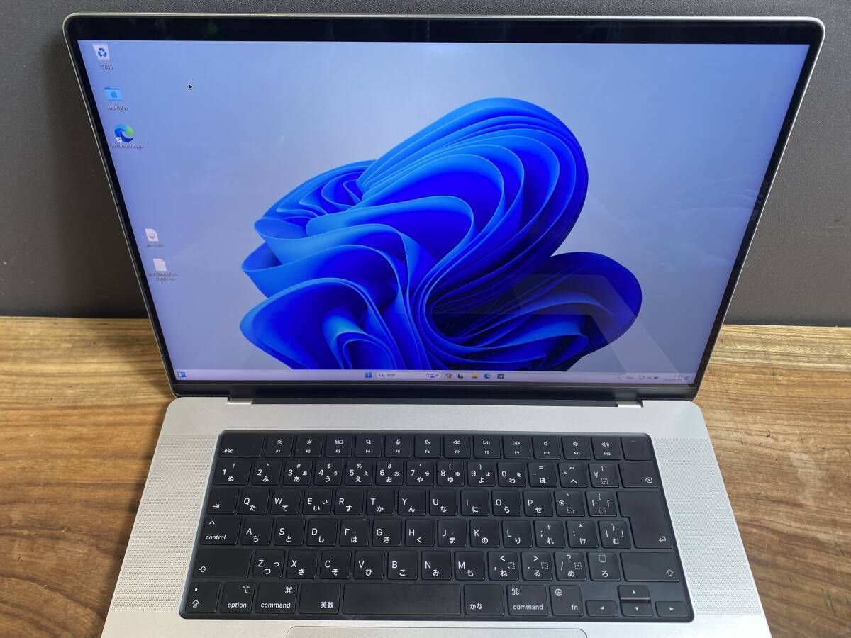 美品 Apple MacBook Pro Retina A1502 Core i7-5557U/13.3インチ/Win10 