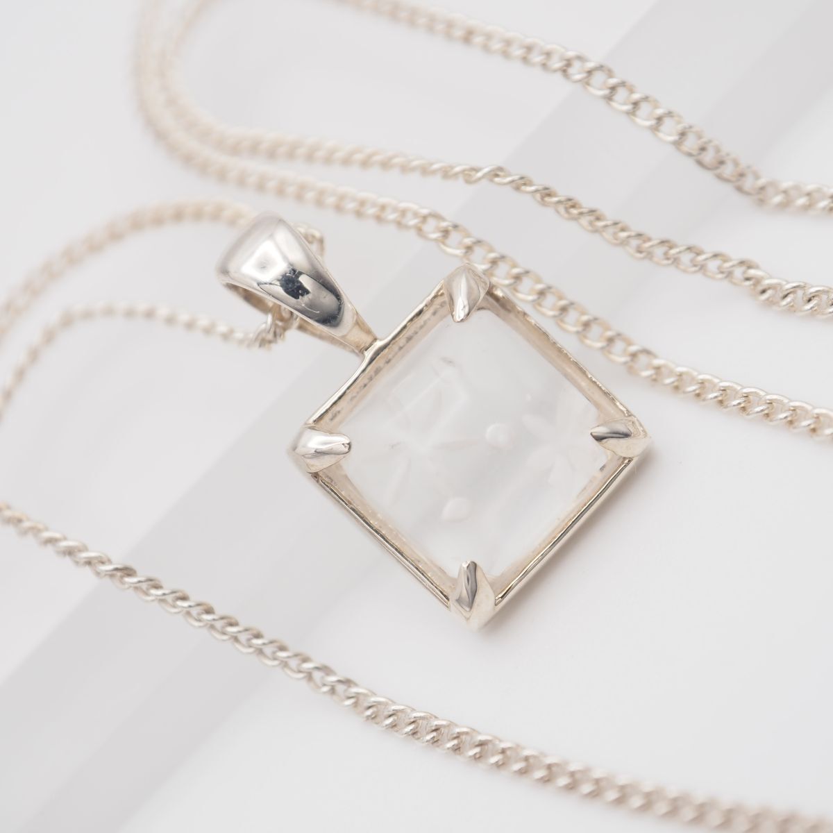 M086 水晶 STERLING SILVER925刻印 ペンダント ネックレス インタリオ 