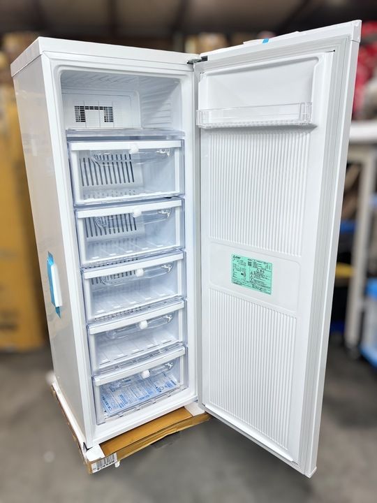 開封済・未使用品】三菱 冷凍庫 1ドア 144L 右開き Uシリーズ