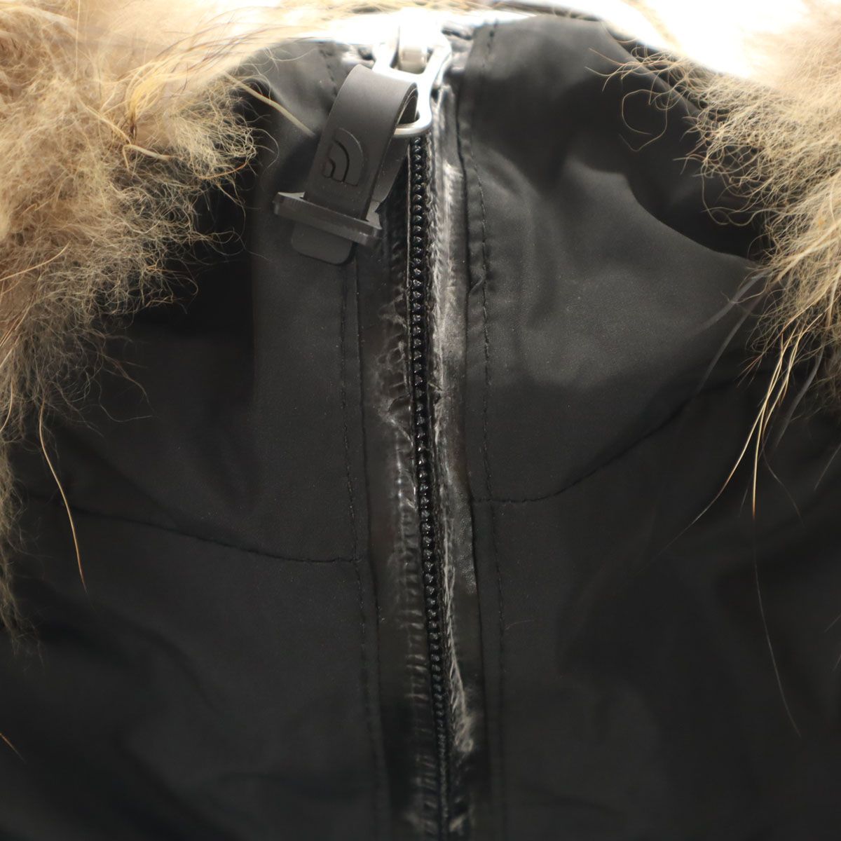 THE NORTH FACE ノースフェイス ダウンコート L ブラック NF0A3CM6