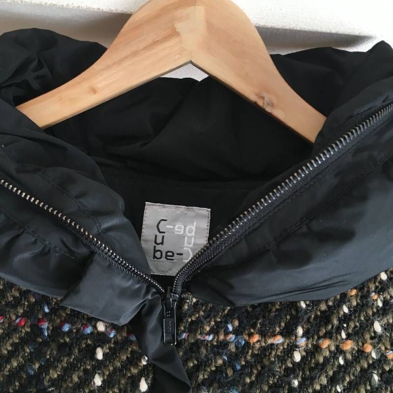 美品cube cubeキューブキューブセンソユニコパープルダウンフードコート40 Sensounico（センソユニコ） キューブキューブ Cube-Cube コート