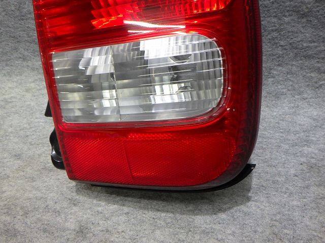 ラパン 右テール HE21S 前期 35603-75H0 35650-75H01 スズキ ユニット