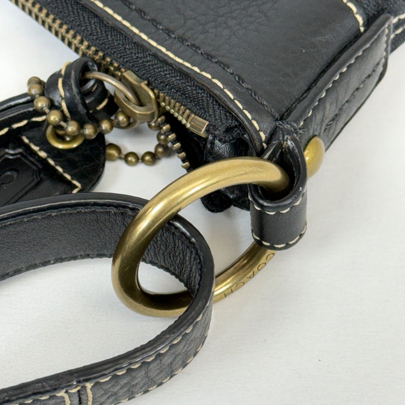 COACH ワンショルダーバッグ 肩掛け シグネチャー レザー ゴールド金具 