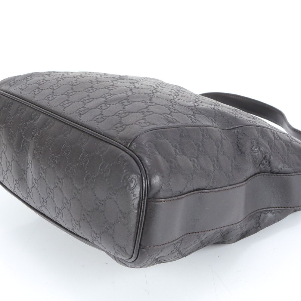 極美品 グッチ 2way ビジネスバッグ A4 斜め掛け GG シマレザー 黒 極美品 グッチ グッチシマ 355774 レザー ショルダーバッグ 肩掛け