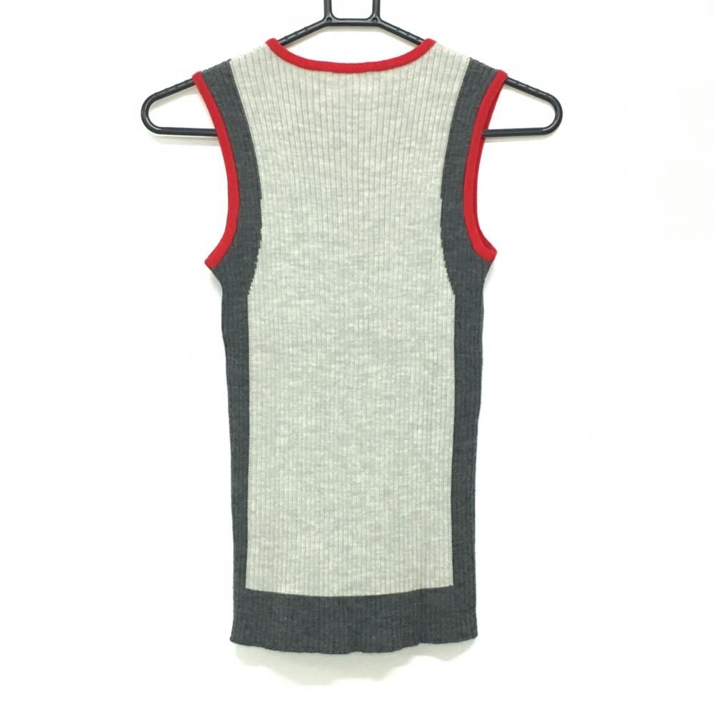 美品】ピッコーネクラブ ニットベスト ライトグレー×レッド ハーフ
