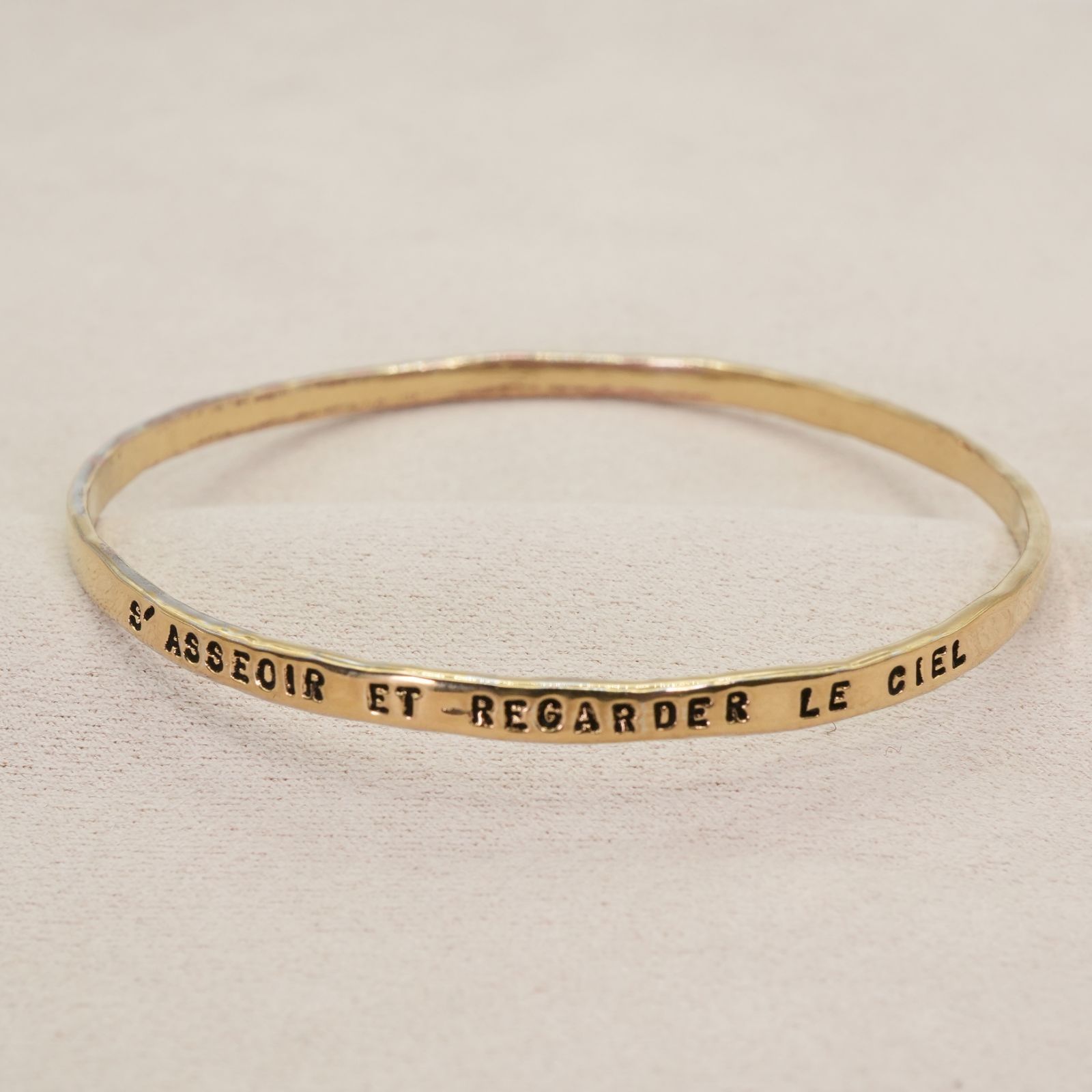 セルジュトラヴァル ゴールド バングル 座って空を /25-2464 - メルカリ