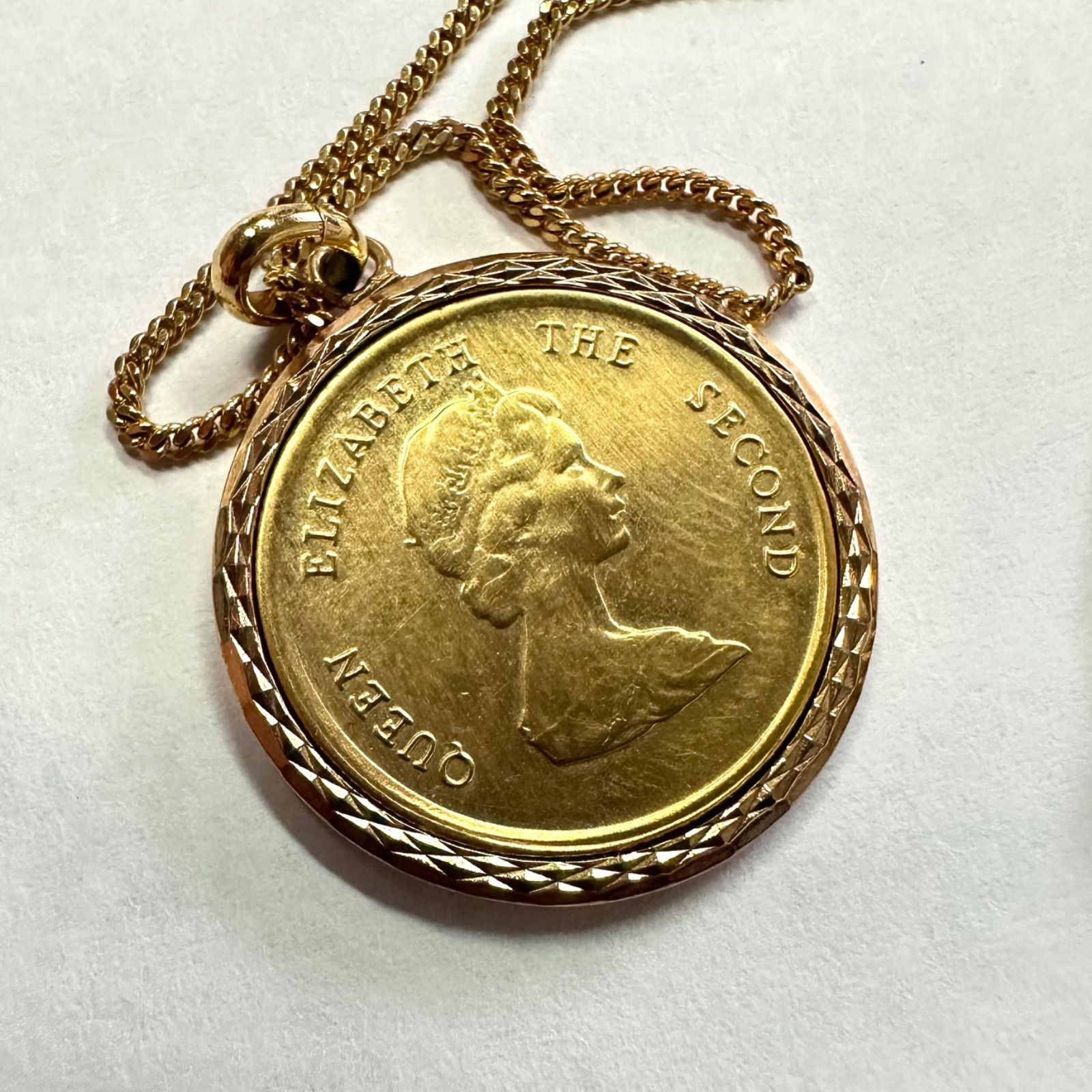 80's ヴィンテージ 18K メッキ コインネックレス エリザベス2世 1981年