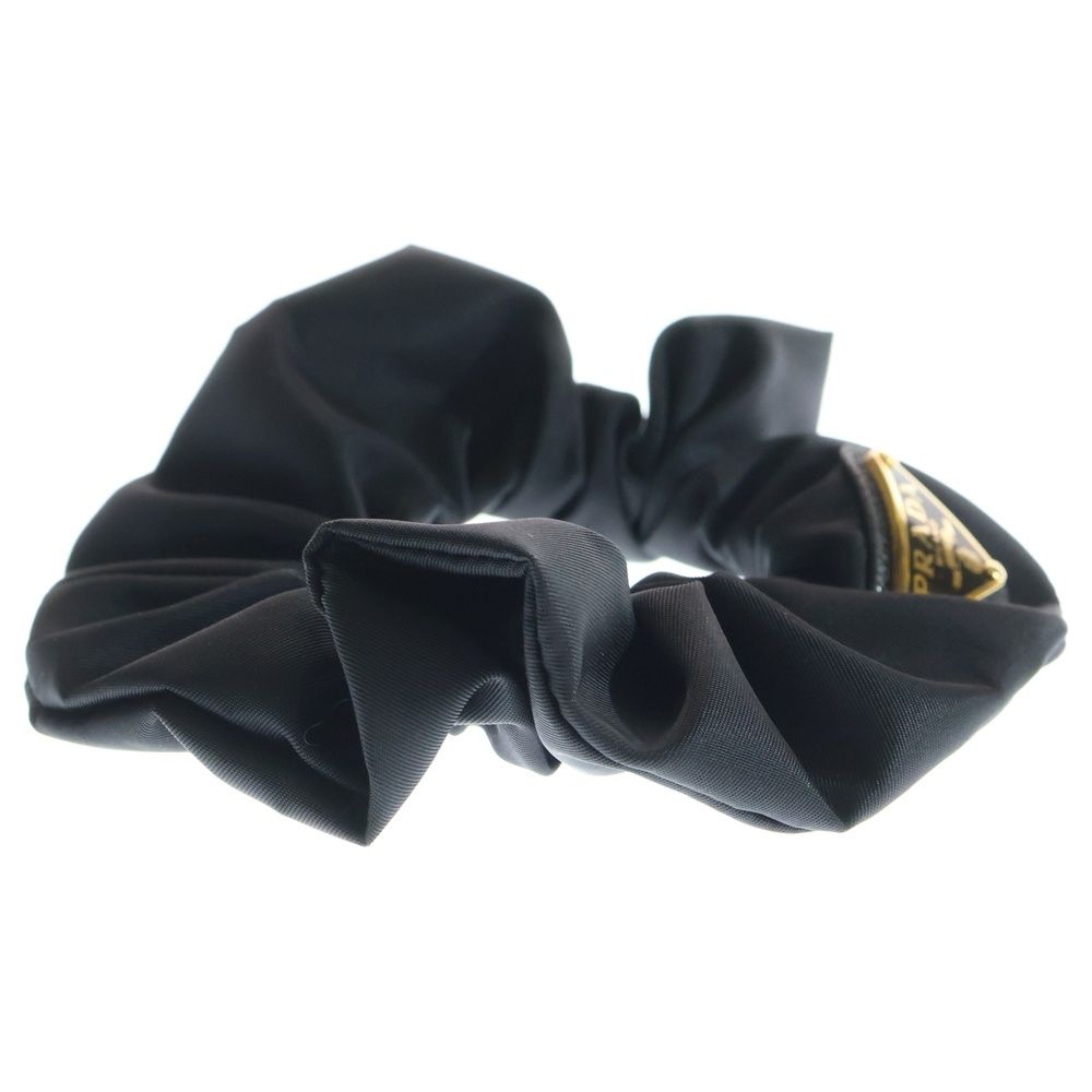 PRADA (プラダ) トライアングルロゴ シュシュ ヘアゴム ブラック