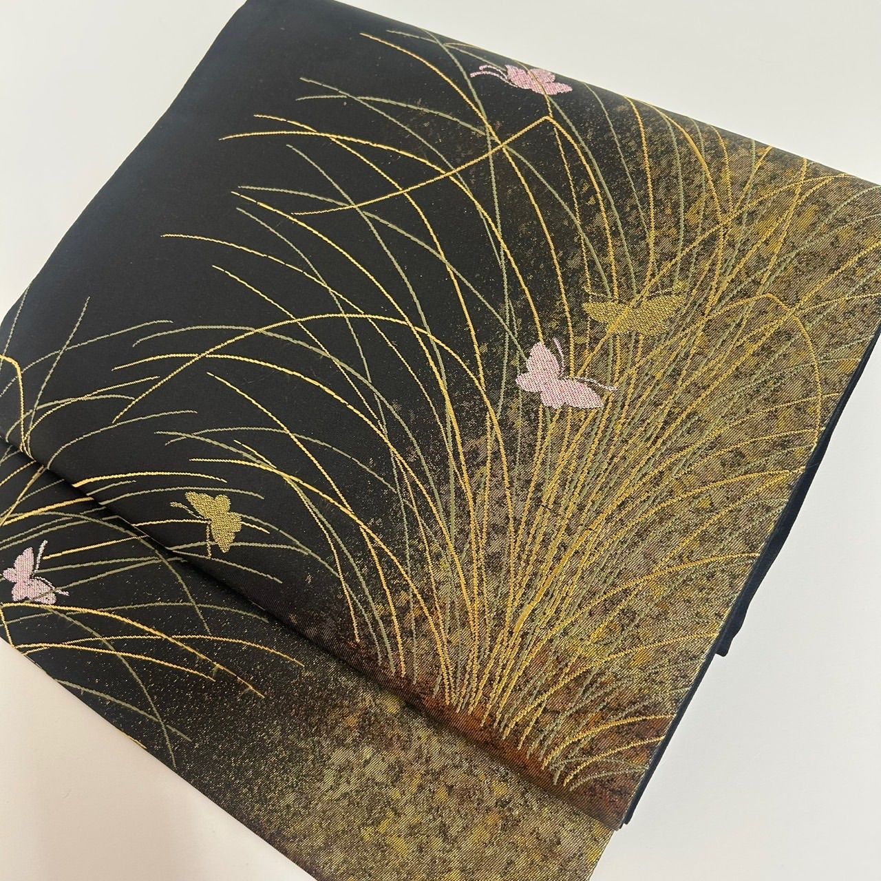 名古屋帯　唐織　引箔　四季　花　蝶　 素敵 名古屋帯 唐織 引箔 四季 花 蝶 素敵 レディース