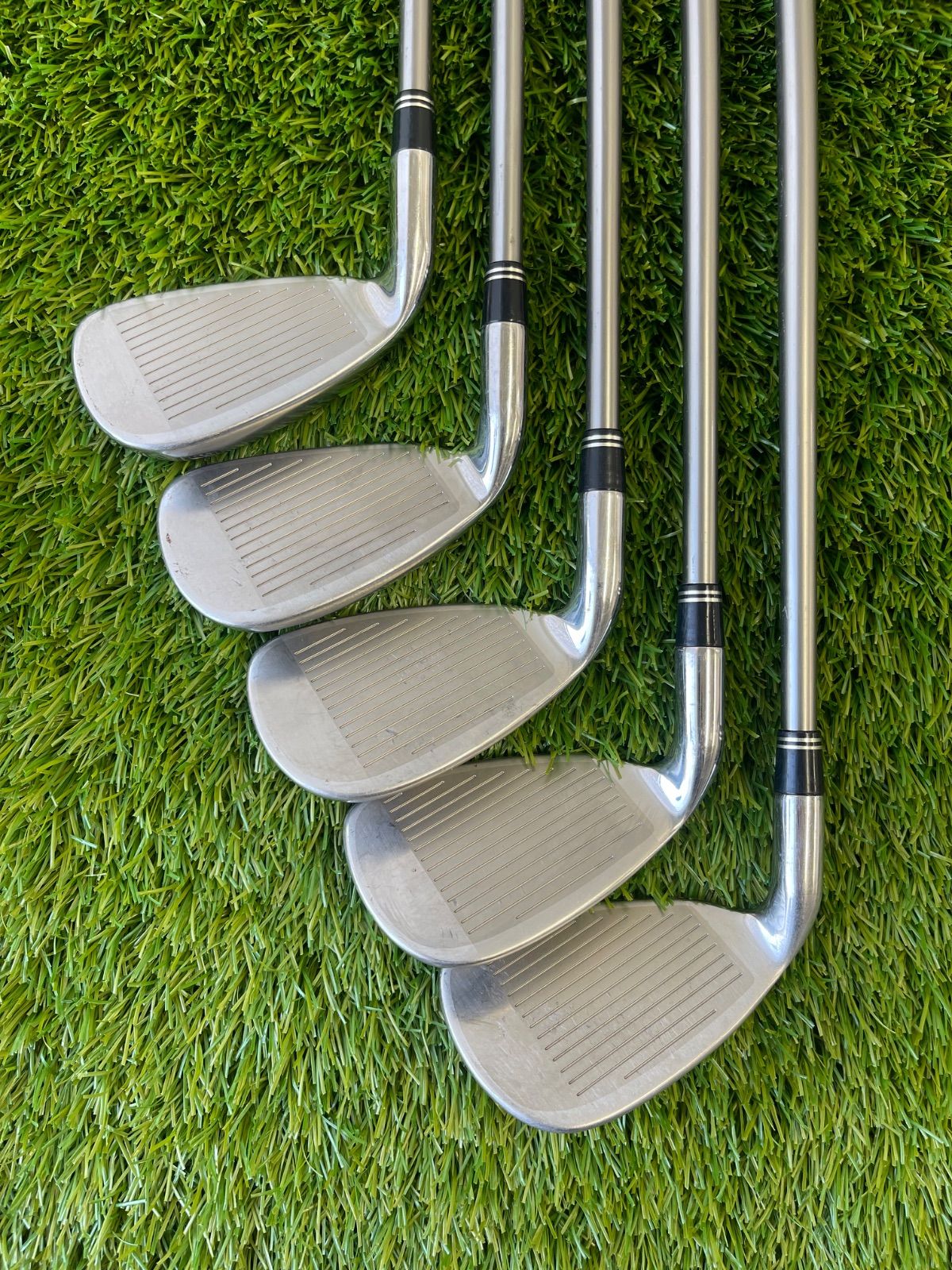 テーラーメイド アイアン 5本 右 TaylorMade XR r7 カーボン 日本