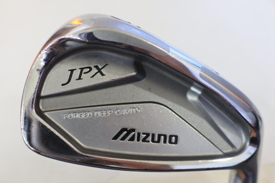 週末セール ミズノ JPX E500フォージド アイアンセット5本 6〜9.P ミズノ JPX E500 フォージド TX-90 2フレックス アイアンセット 中古